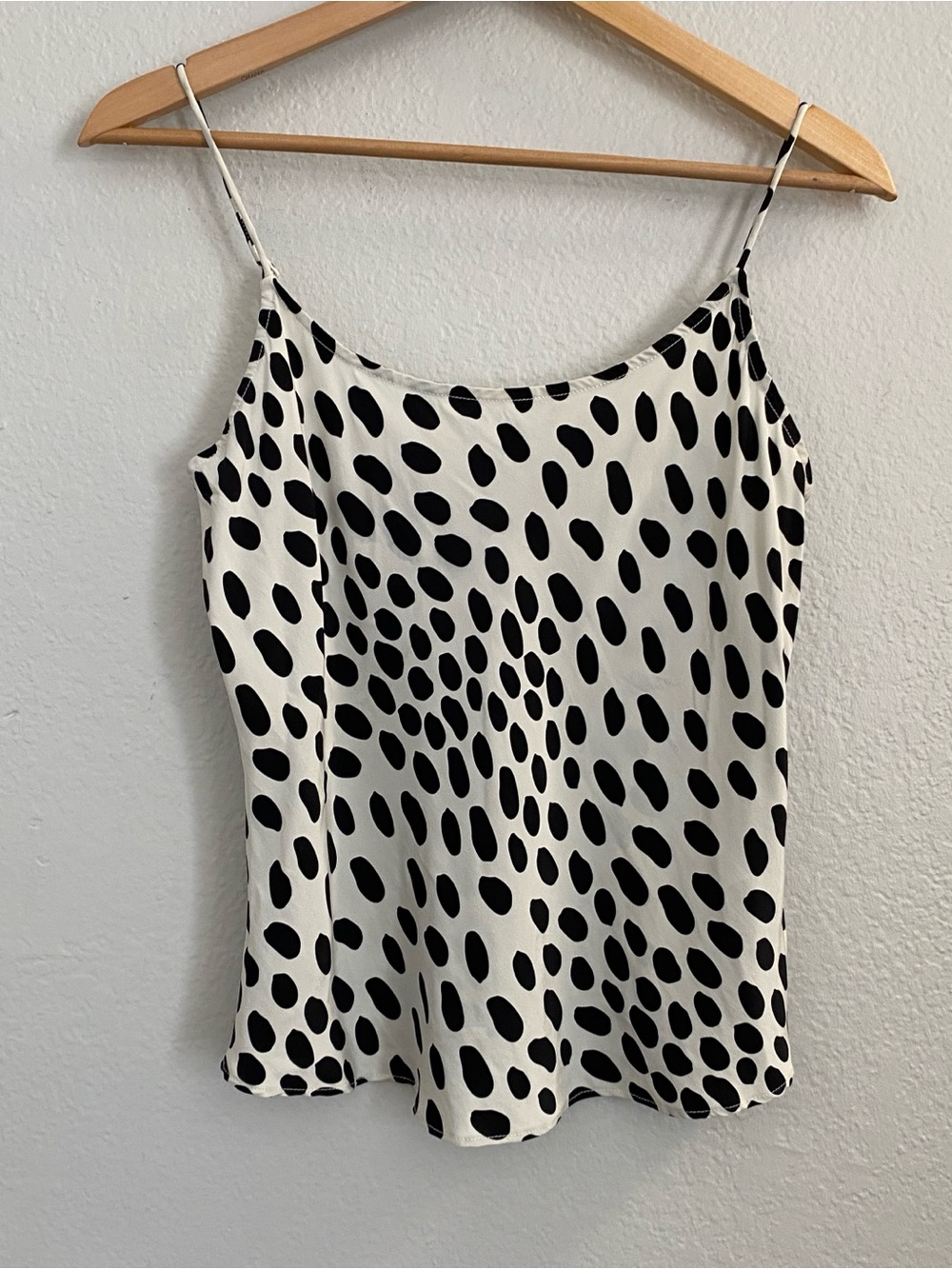 AYR Silk Camisole Women’s M White Black Polka Dot Pebble Print Cami Tank - Picture 2 of 5